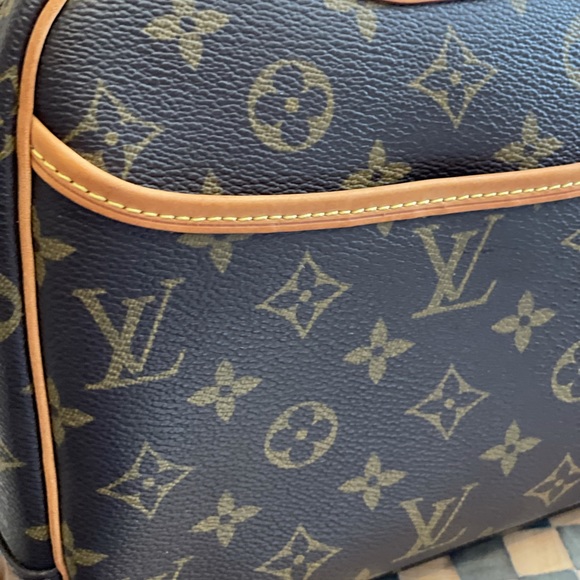 💗Louis Vuitton Trouville - Picture 9 of 15